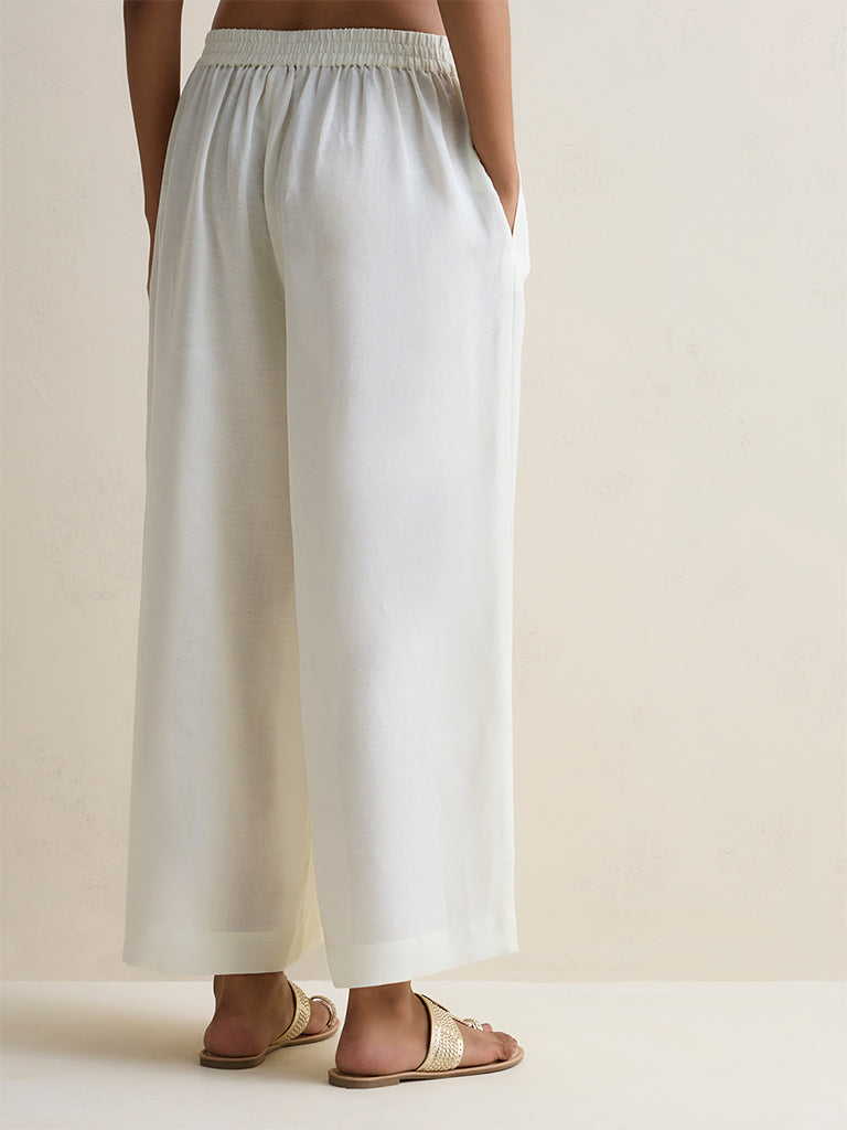 Zuba Off-White Solid Pants