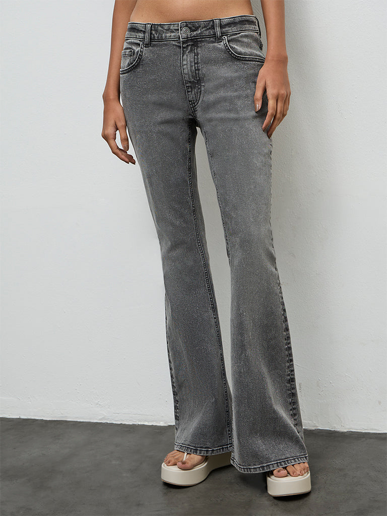 Nuon Light Grey Washed High-Rise Flared Jeans