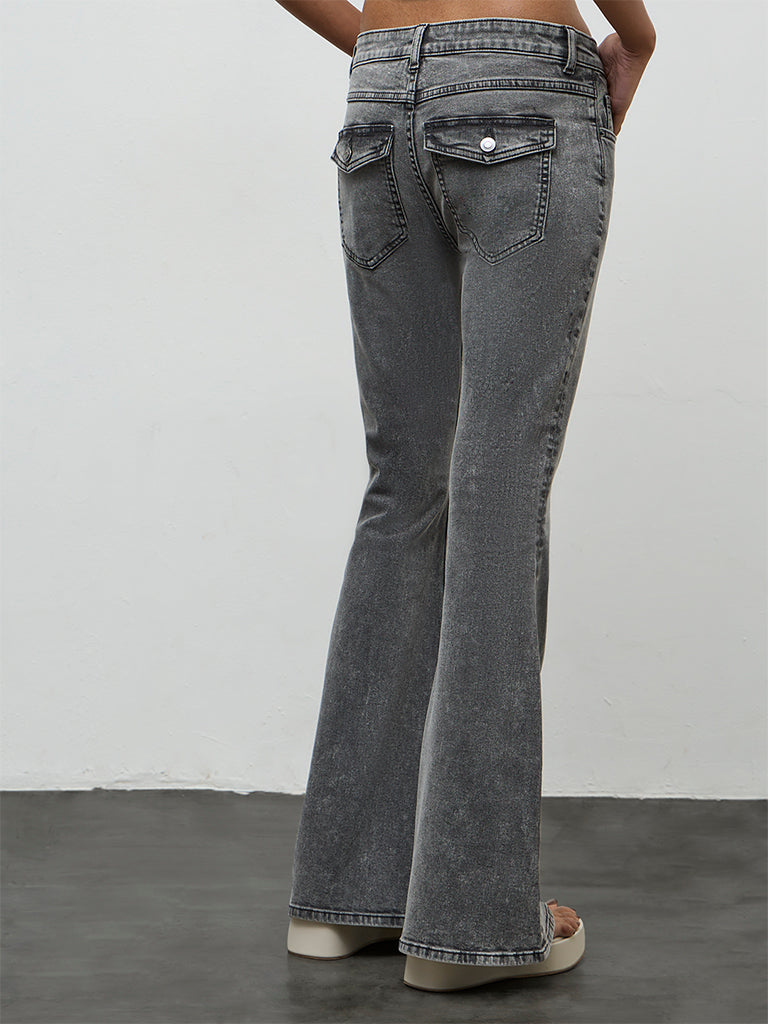Nuon Light Grey Washed High-Rise Flared Jeans