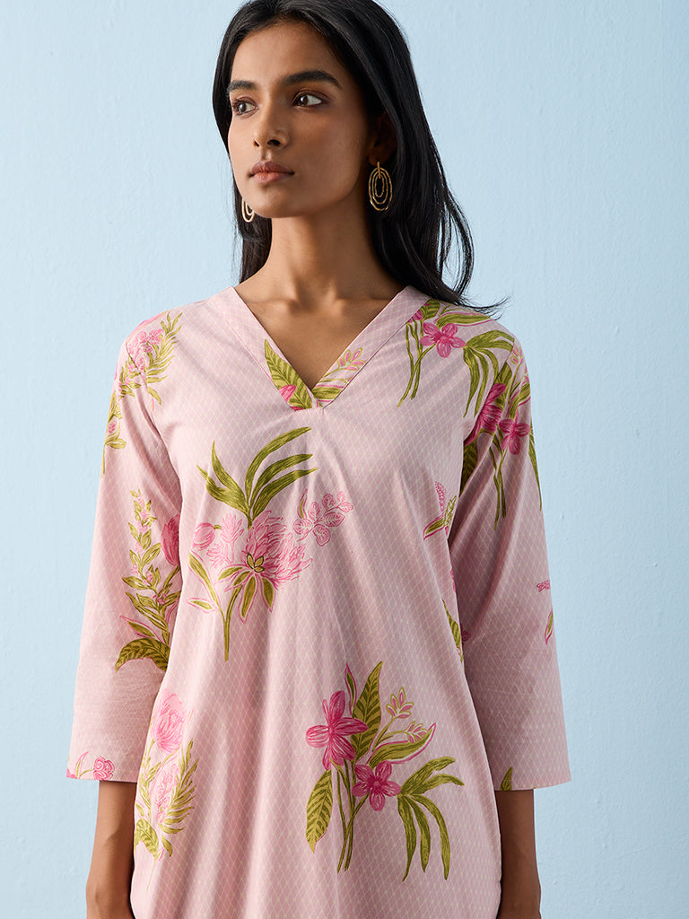 Utsa Pink Floral Pattern Cotton Straight Kurta
