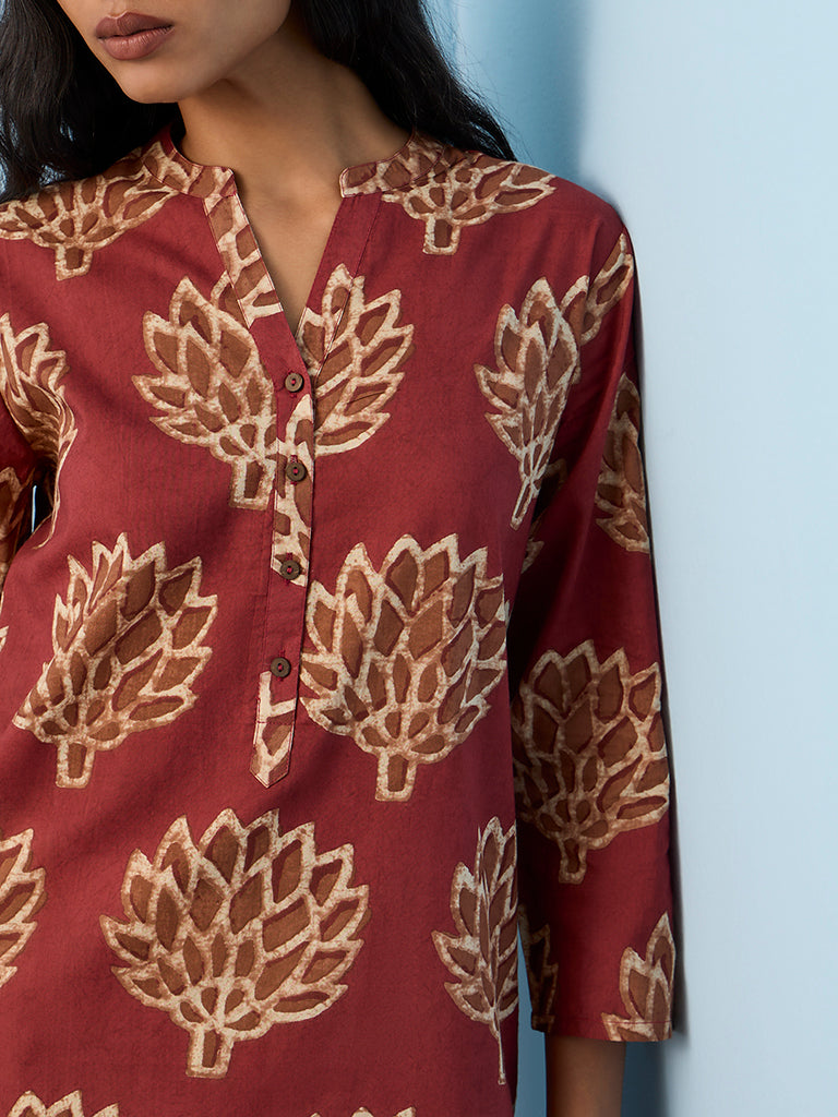 Utsa Maroon Leaf Printed Cotton Straight Kurta