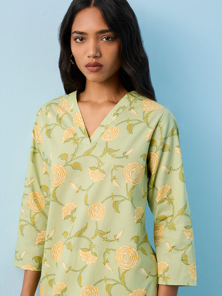 Utsa Green Botanical Printed Cotton Straight Kurta