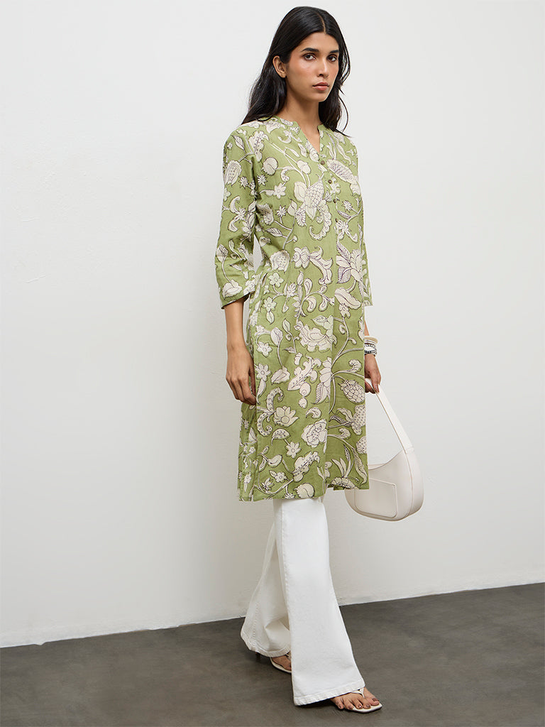 Utsa Green Floral Pattern Cotton Straight Kurta