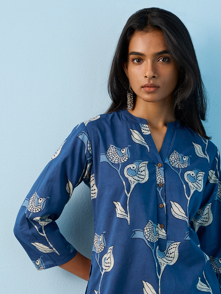Utsa Indigo Bird Printed Cotton Straight Kurta
