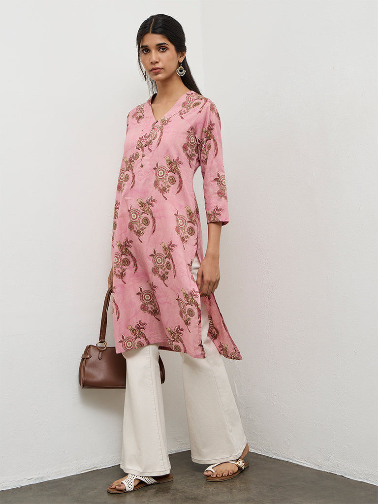 Utsa Light Pink Floral Printed Cotton Straight Kurta