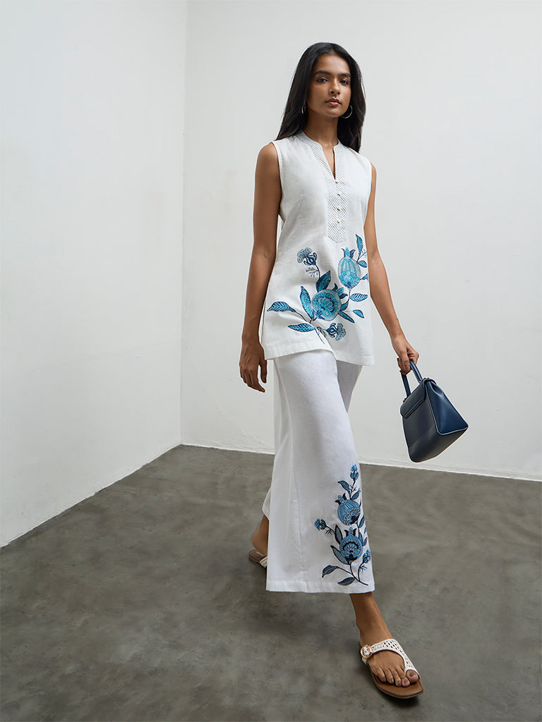 Utsa White Floral Printed Cotton Kurti