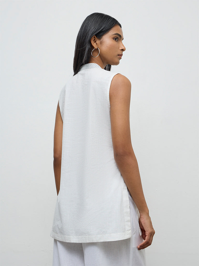 Utsa White Floral Printed Cotton Kurti