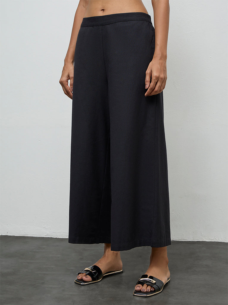 Utsa Black Cotton-Blend Pants