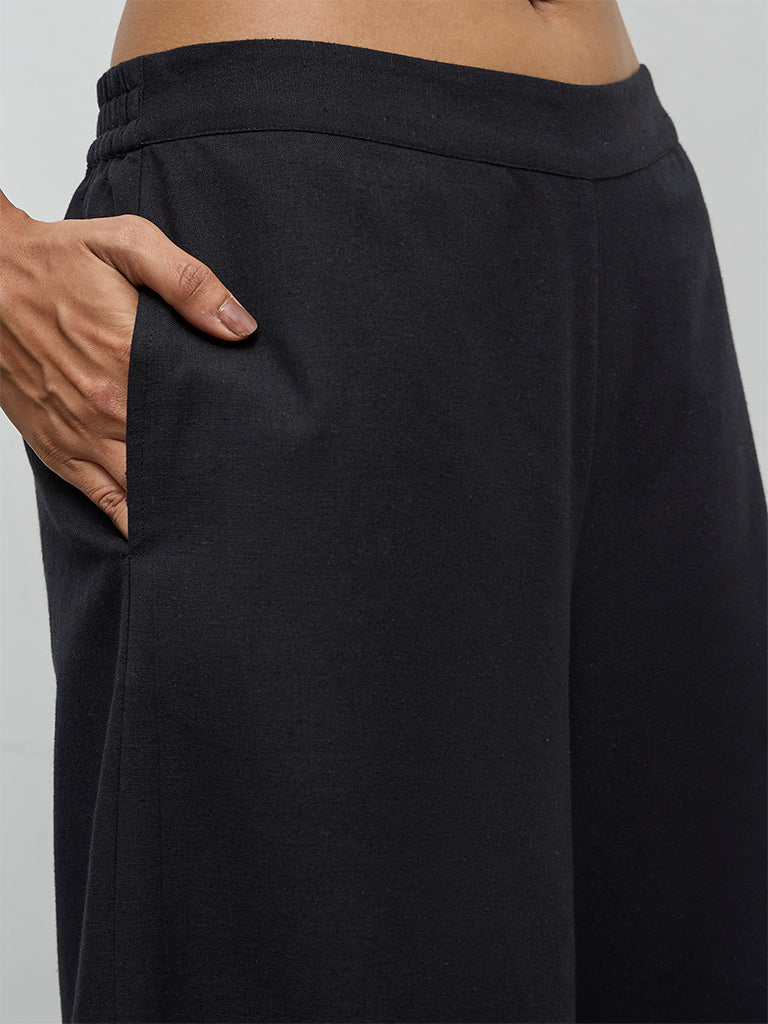 Utsa Black Cotton-Blend Pants
