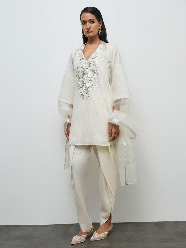 Vark Off-White Floral Embroidered Cotton-Blend A-Line Ethnic Set