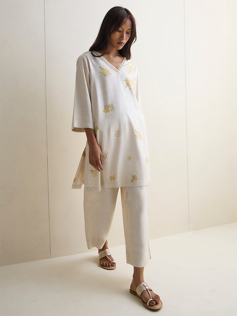Zuba Light Beige Solid Pants