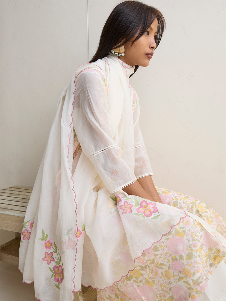 Zuba Off-White Floral Embroidered Cotton-Blend Dupatta