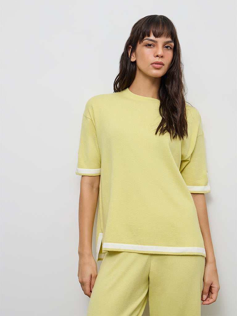 Wunderlove Lime Contrast-Detail Top