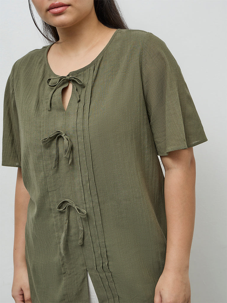 Gia Olive Pintuck Detailed Blouse