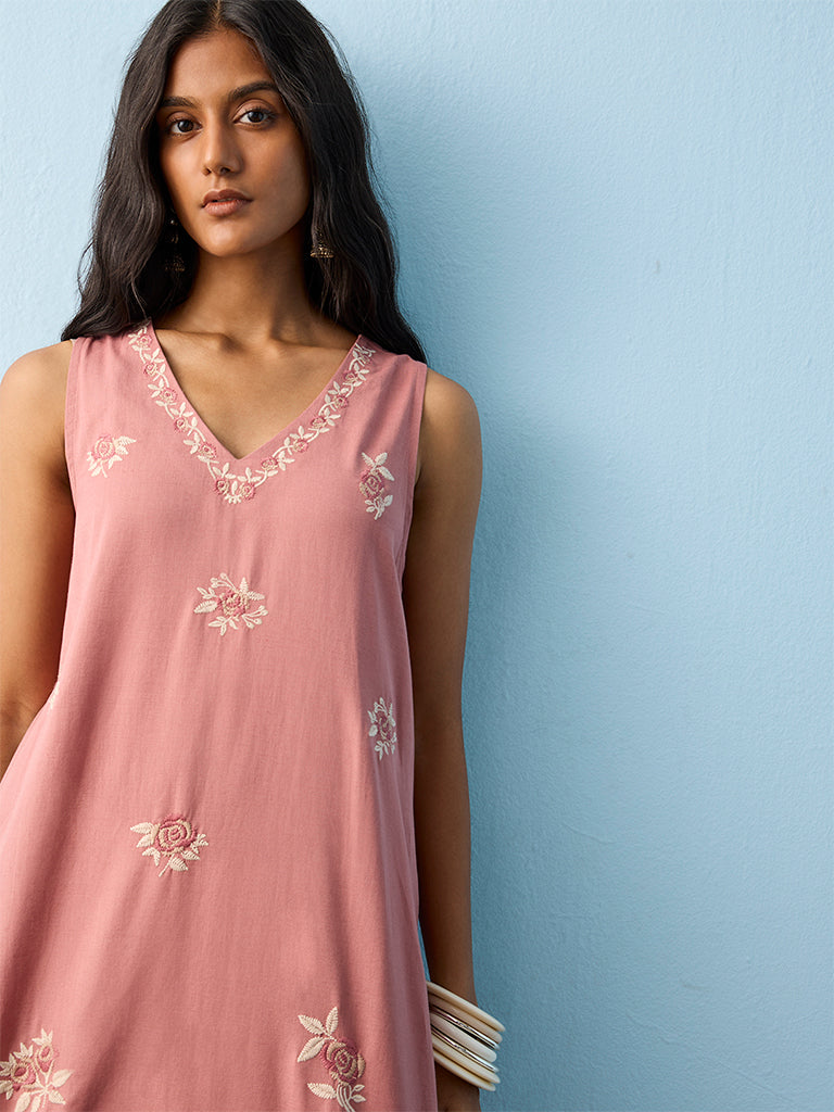 Utsa Dusty Pink Floral Embroidered Cotton-Blend A-line Kurta