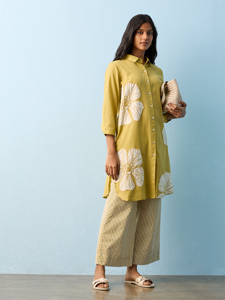Utsa Lime Floral Embroidered Cotton-Blend A-line Kurta
