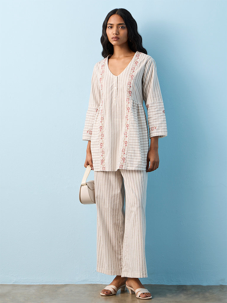 Utsa Off-White Floral Printed Cotton Kurti