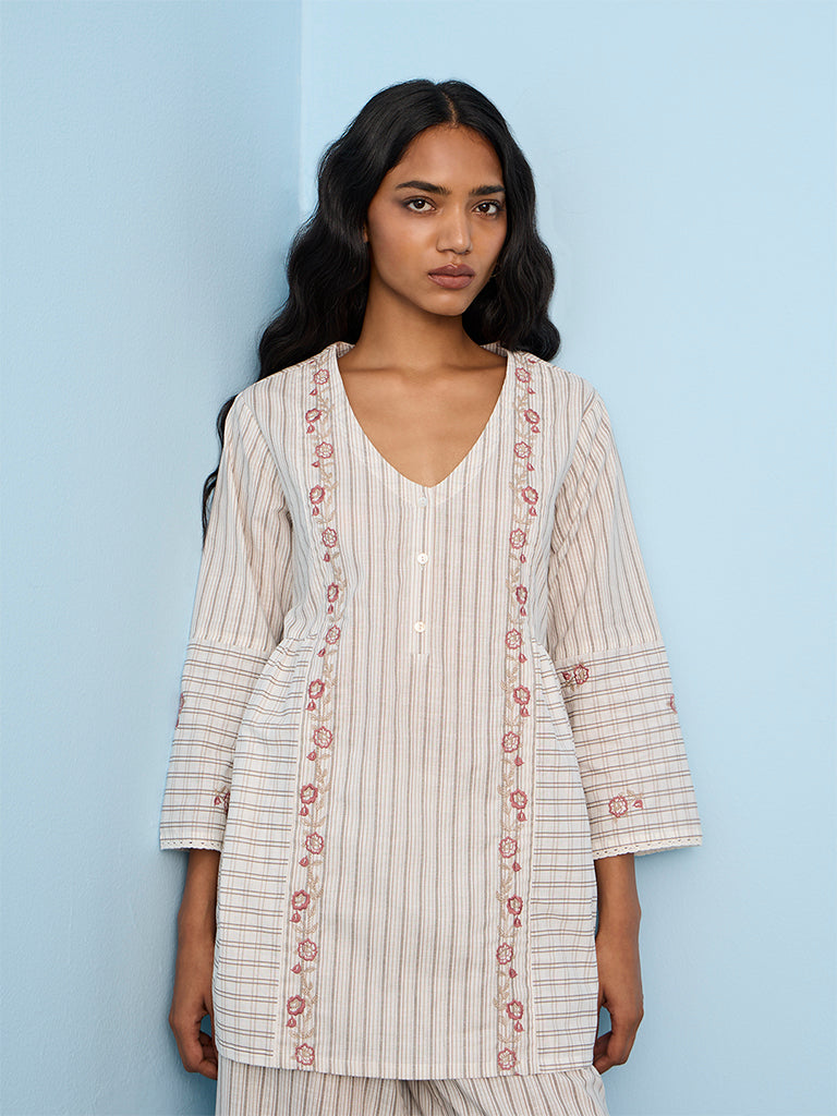 Utsa Off-White Floral Printed Cotton Kurti