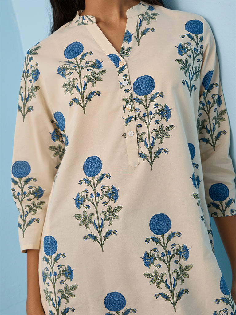Utsa Off-White Floral Printed Cotton Straight Kurta