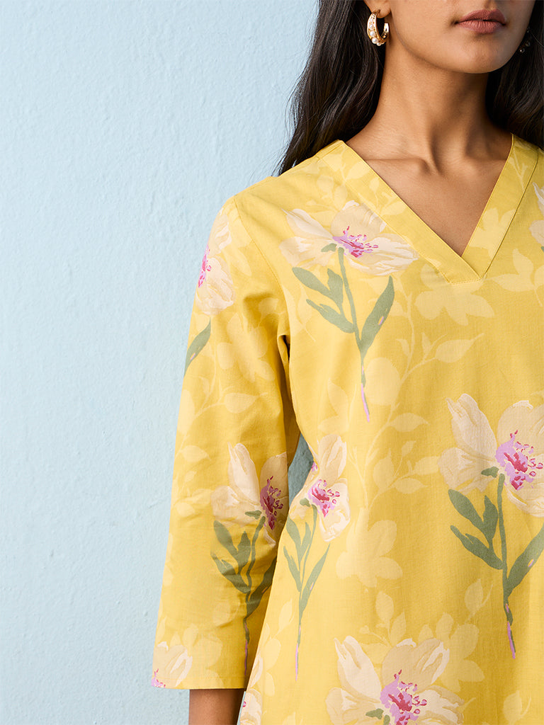 Utsa Yellow Floral Detailed Cotton Straight Kurta