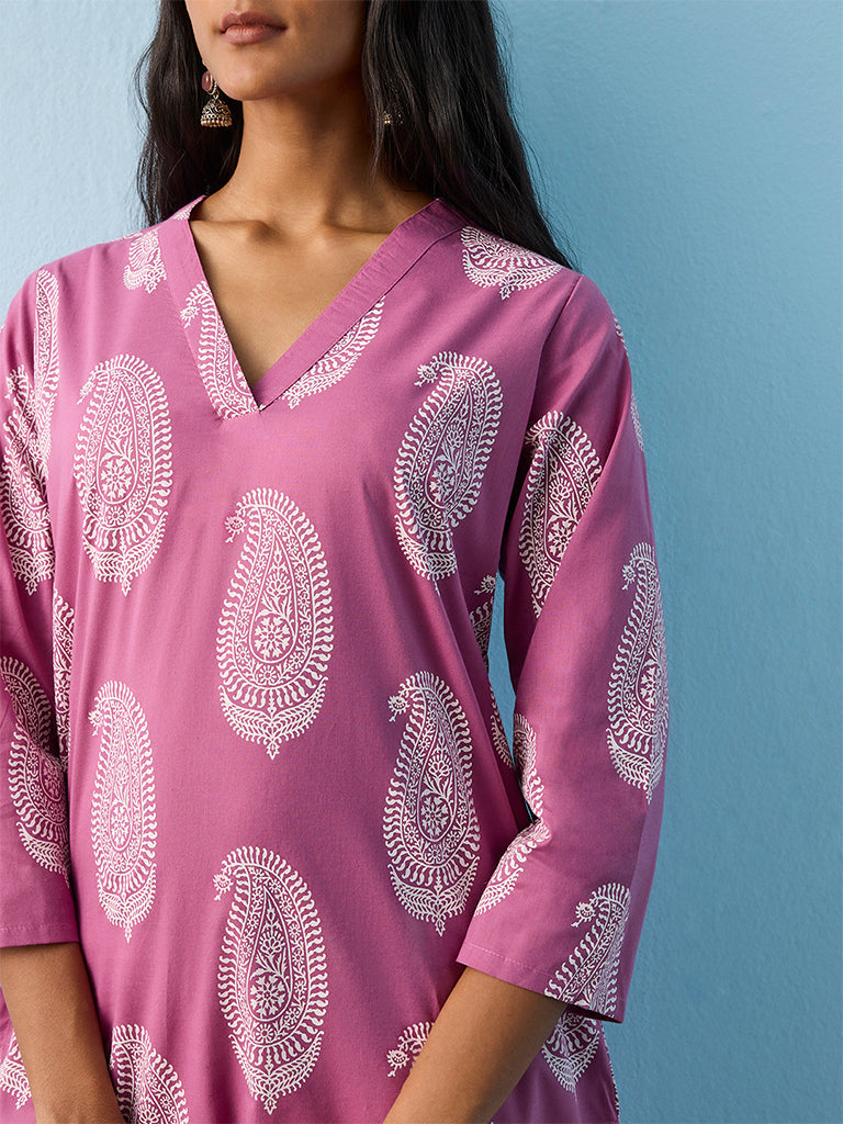 Utsa Pink Paisley Pattern Cotton Straight Kurta