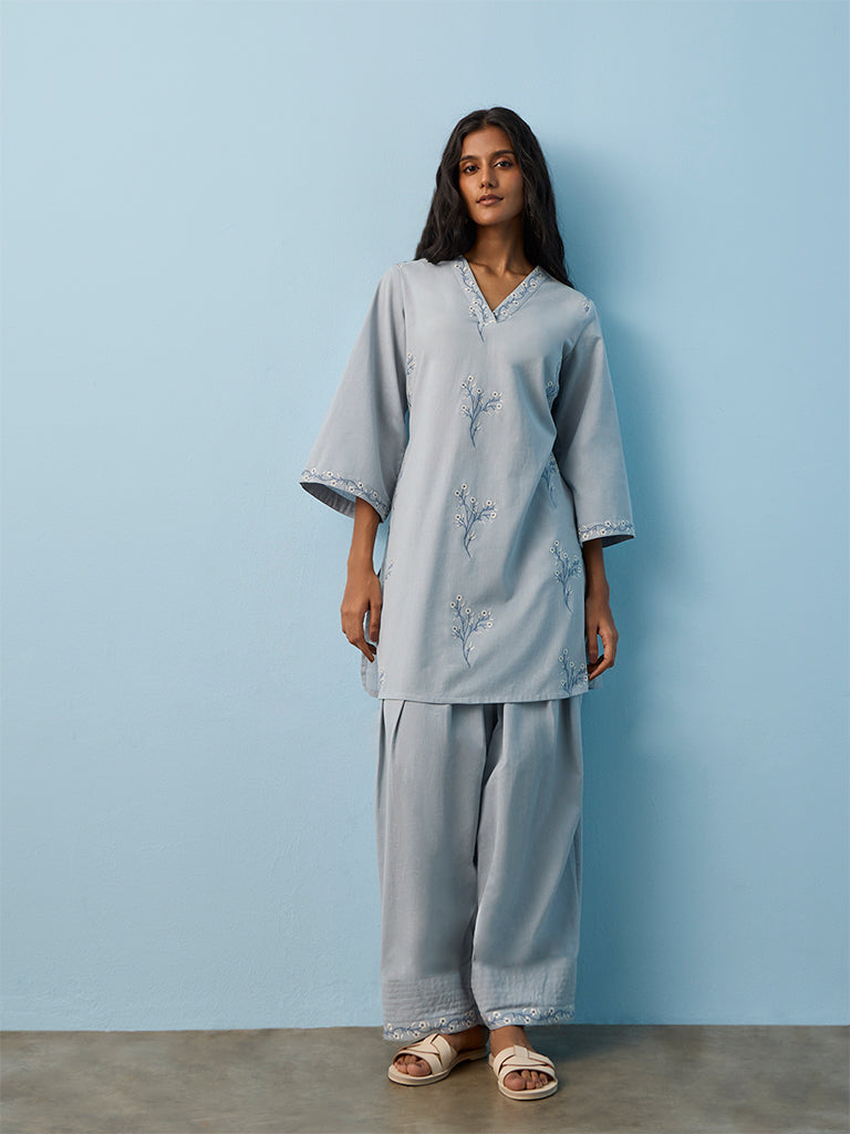 Utsa Light Blue Pleated Cotton-Blend Pants
