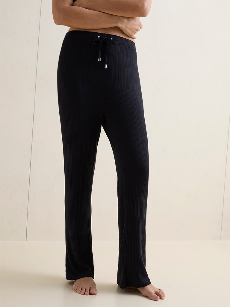 Wunderlove Black Ribbed Textured High-Rise Pants