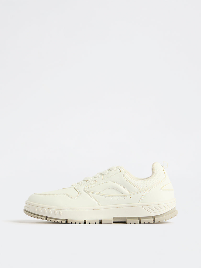 SOLEPLAY Off-White Sneakers