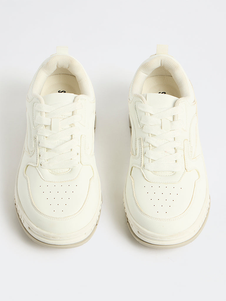SOLEPLAY Off-White Sneakers