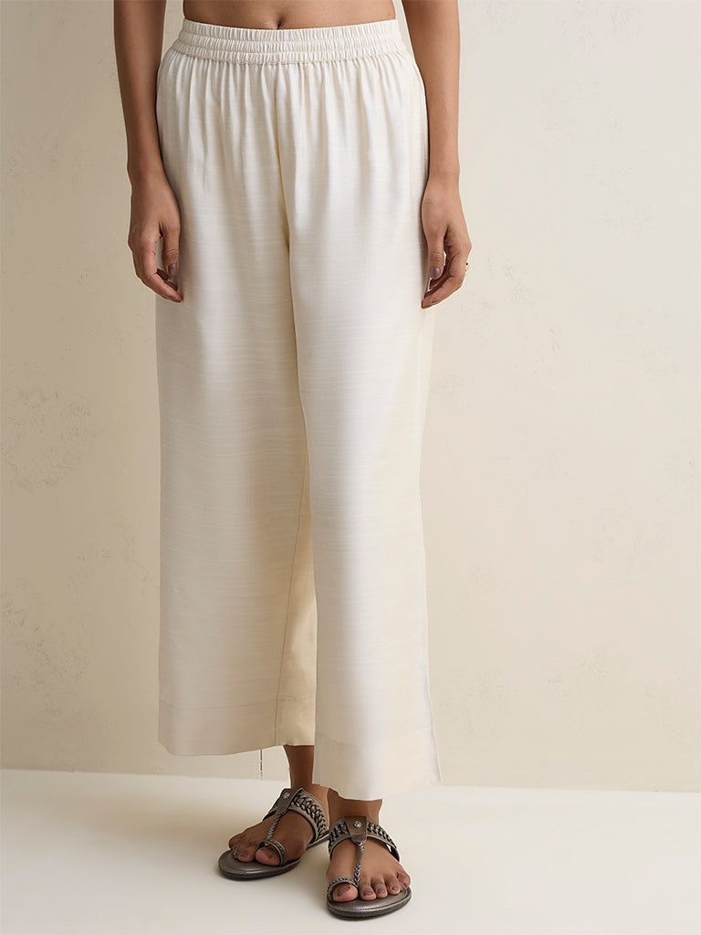 Zuba Light Beige Solid Pants