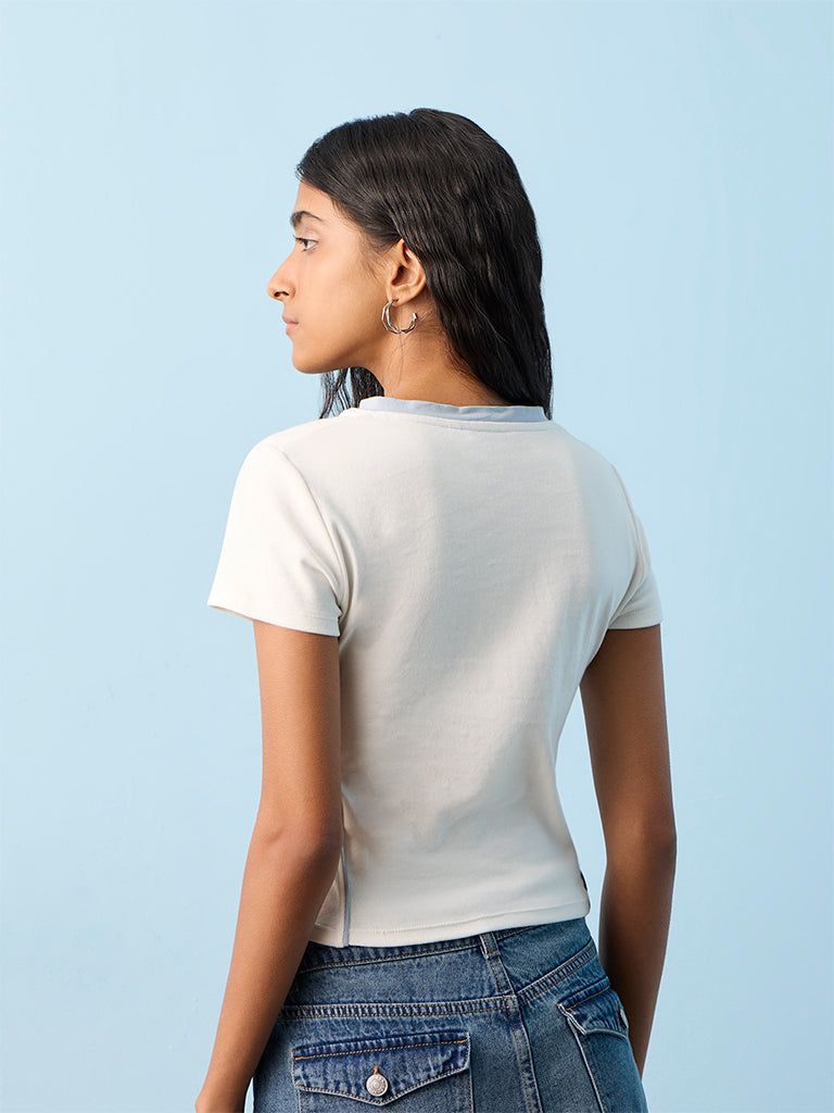 Nuon White Graphic Printed Cotton-Blend T-Shirt