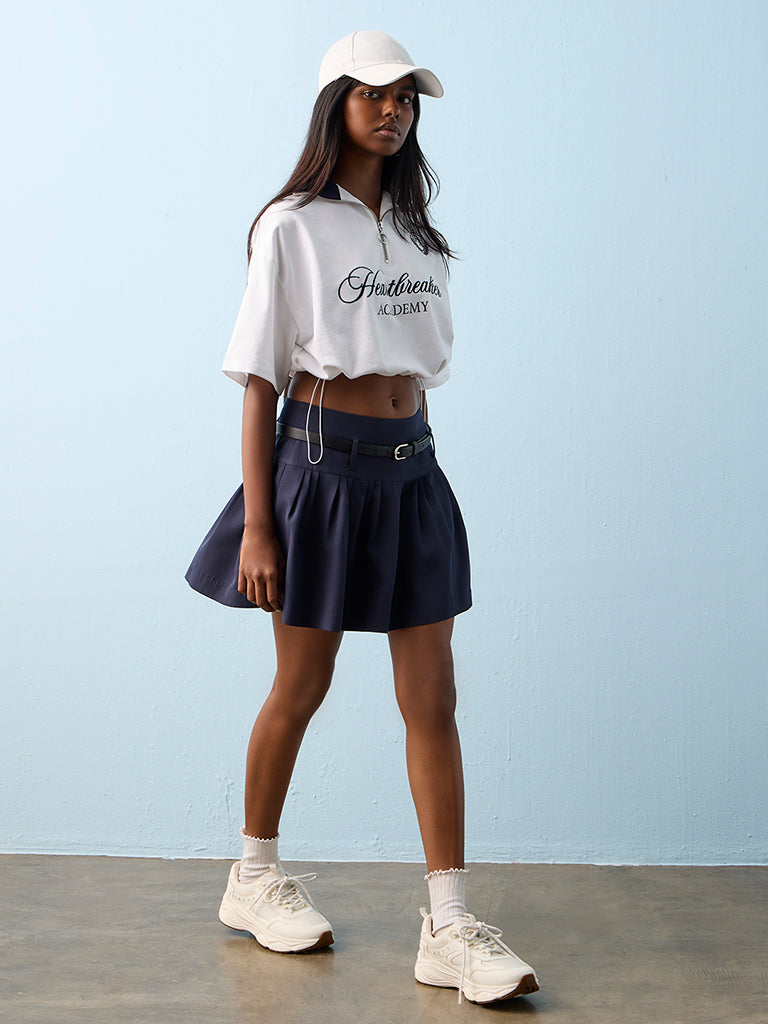 Nuon White Text Design Collared Quarter-Zip T-Shirt