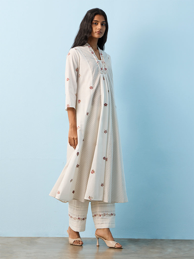 Utsa White Embroidered Cotton-Blend Pants