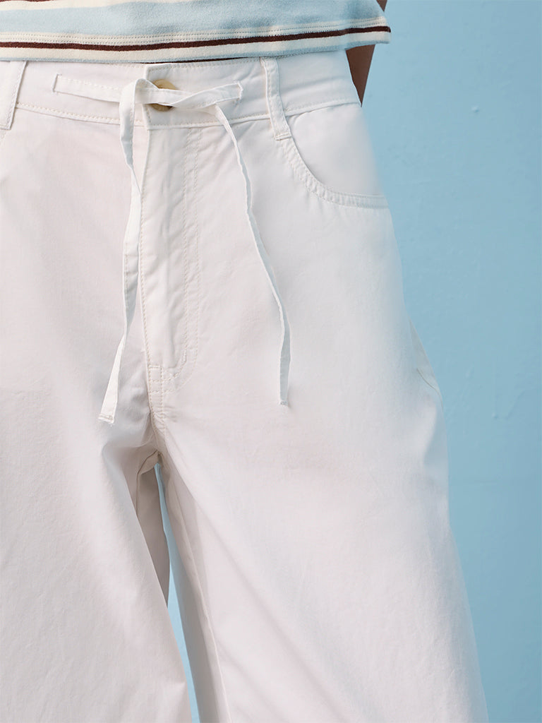 Nuon White Solid High-Rise Cotton Trousers