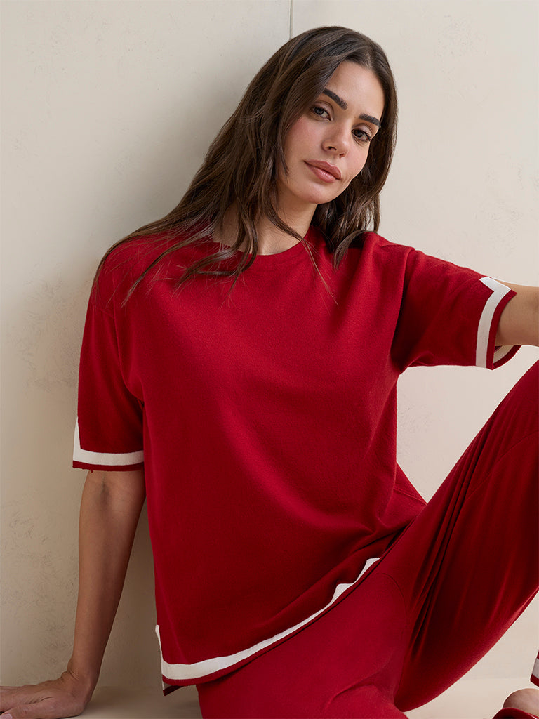 Wunderlove Red Contrast-Detail Top