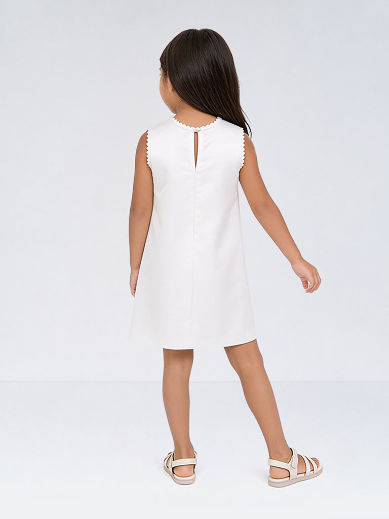 Utsa Kids Girls White Floral Printed Cotton-Blend Shift Dress - (2-8 yrs)