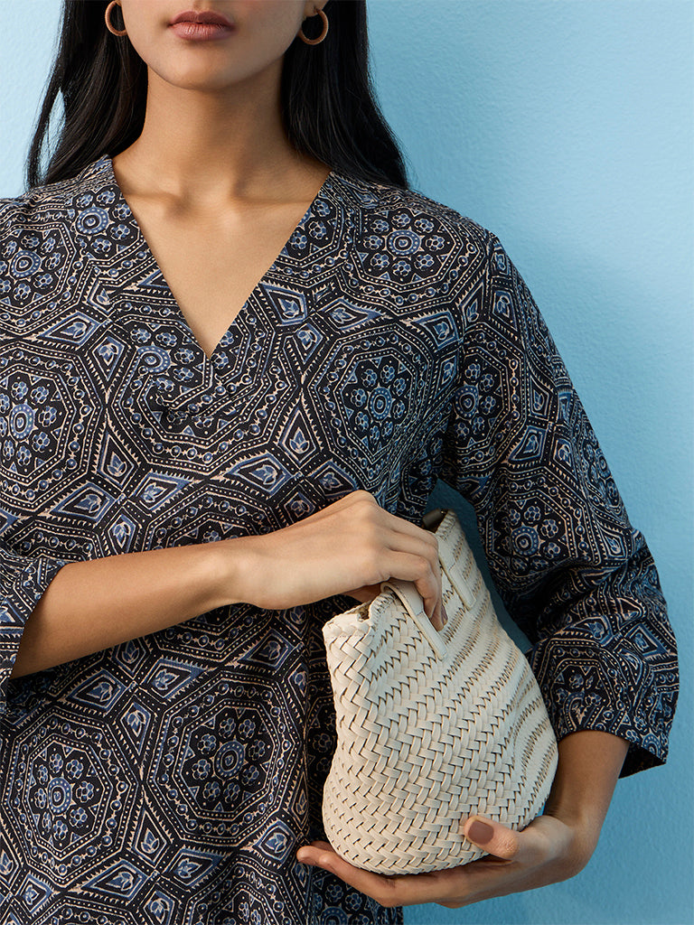 Utsa Black Printed Tunic