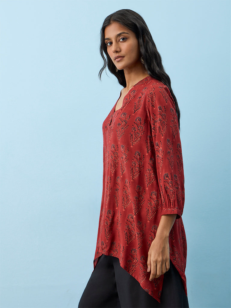 Utsa Red Botanical Printed Kurti