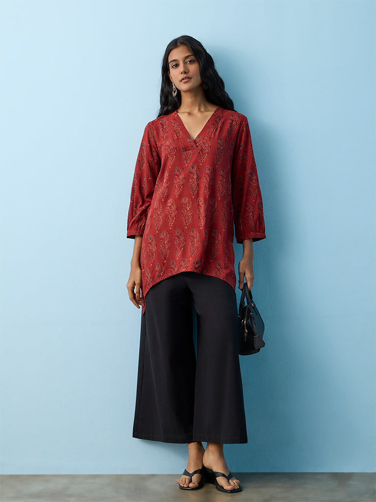 Utsa Red Botanical Printed Kurti