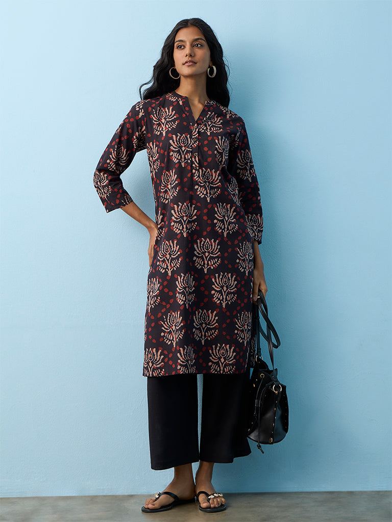 Utsa Black Floral Printed Cotton A-Line Kurta
