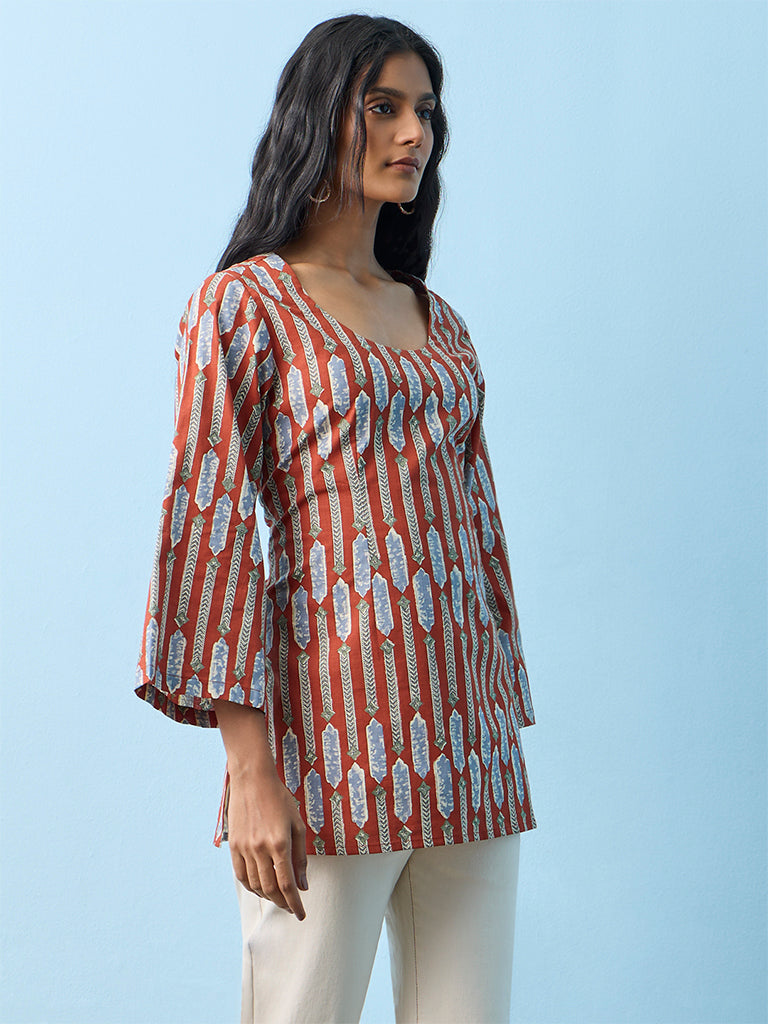 Utsa Red Printed Cotton Kurti