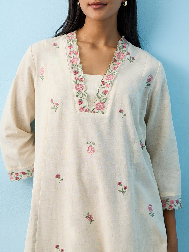 Utsa Off-White Floral Embroidered Cotton-Blend A-Line Kurta
