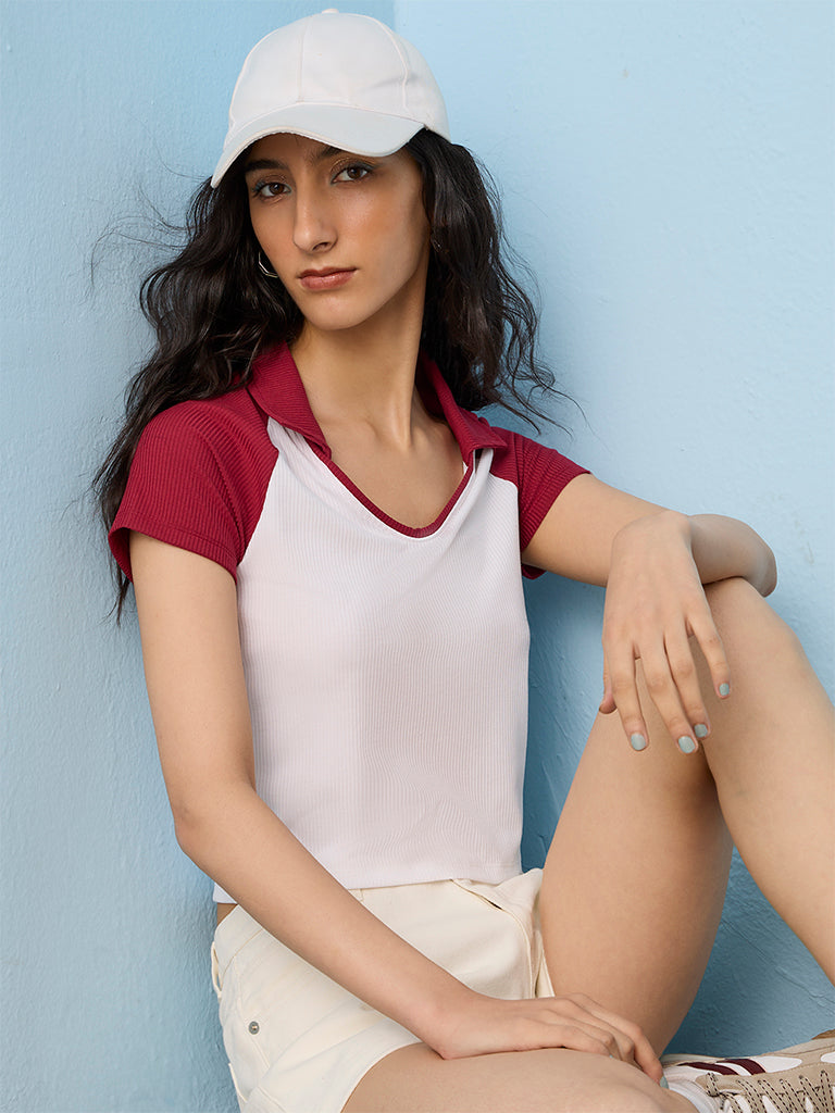 Nuon Red Contrast Design T-Shirt