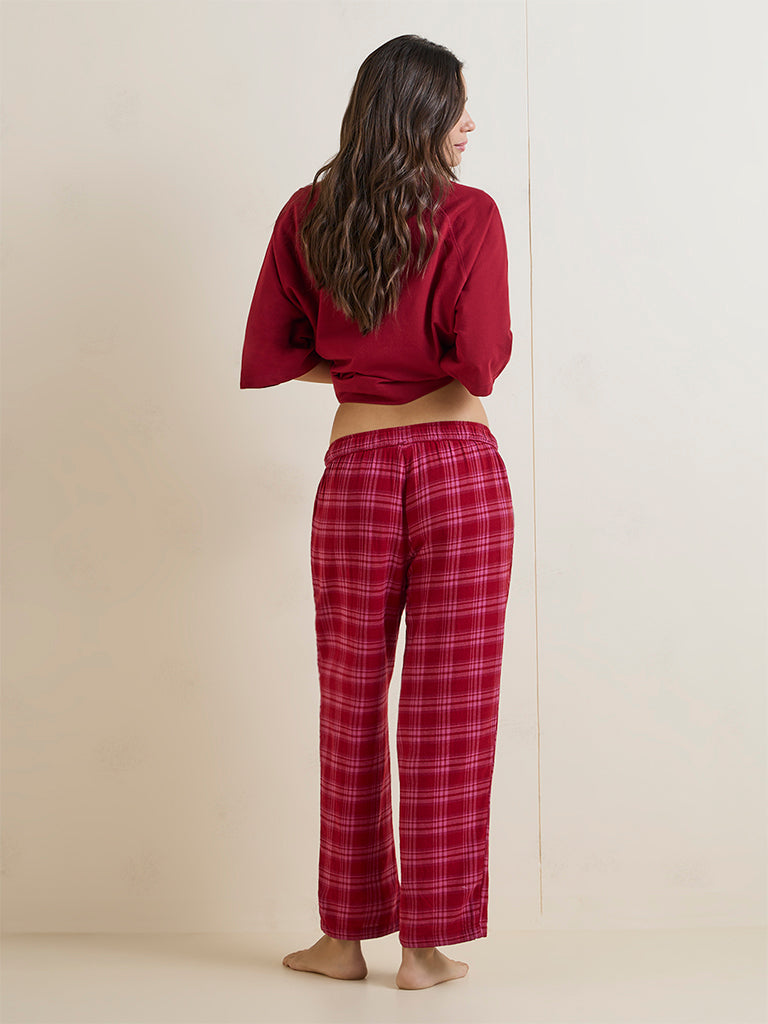 Wunderlove Red Checks Design High-Rise Cotton Pants