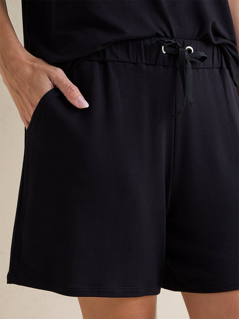 Wunderlove Black High-Rise Shorts