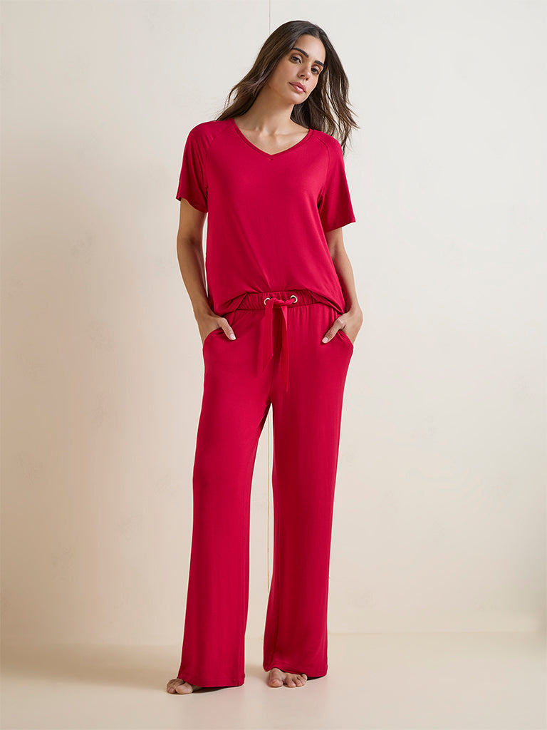 Wunderlove Red Solid High-Rise Pants