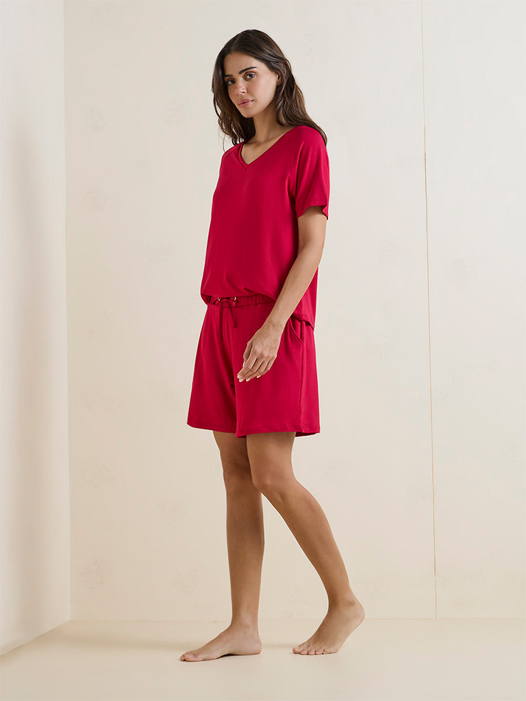 Wunderlove Red Solid High-Rise Shorts